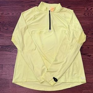 Mens champion DUODRY+ long sleeve work out shirt.